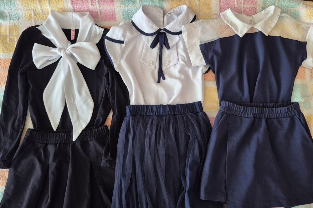 Шкільні речі на дівчинку 122 см