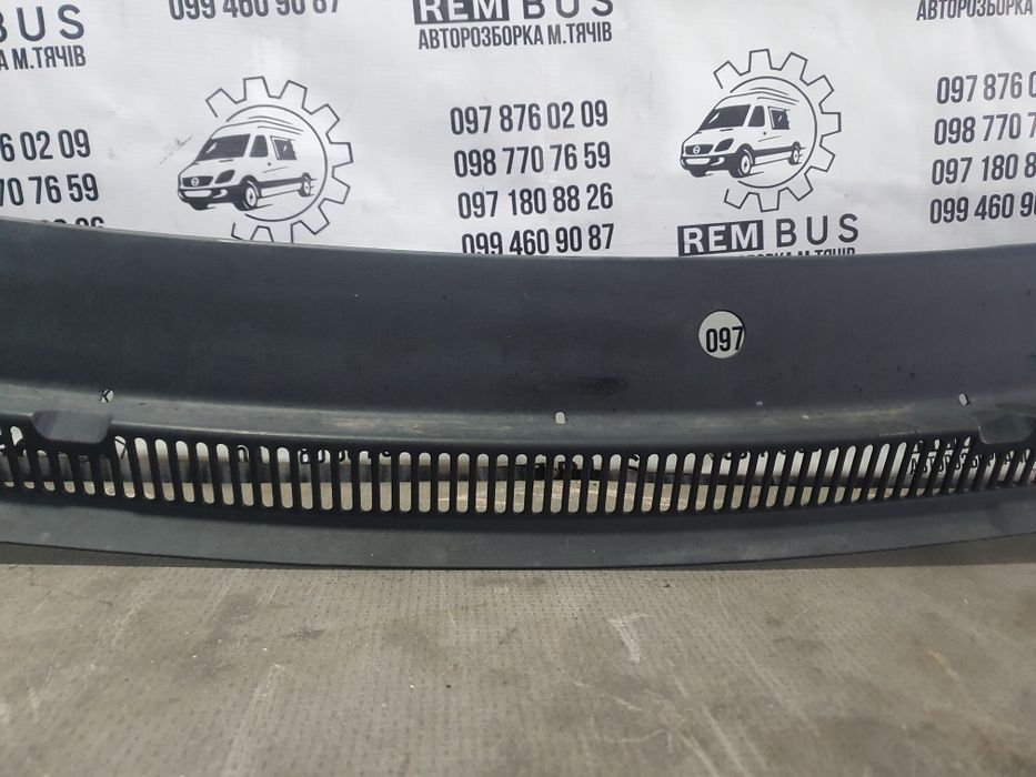 Жабо, накладка під лобове скло Volkswagen Transporter t5 03-15