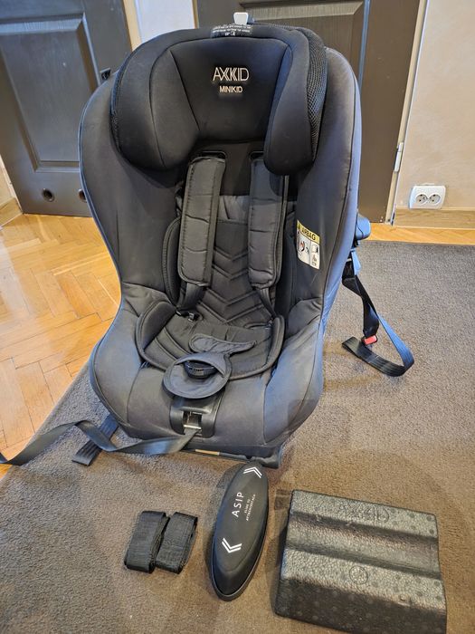 Fotelik samochodowy Axkid Minikid 2.0
