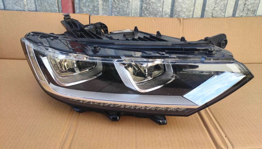 Lampa prawa Led Pół LED VW Passat B8 2014- Przedlift