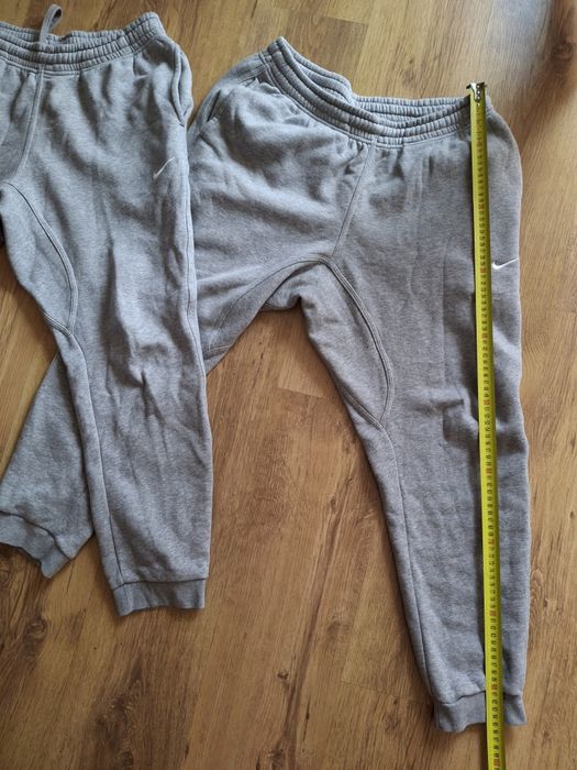 Nike 2x pary spodnie dresowe rozmiar L