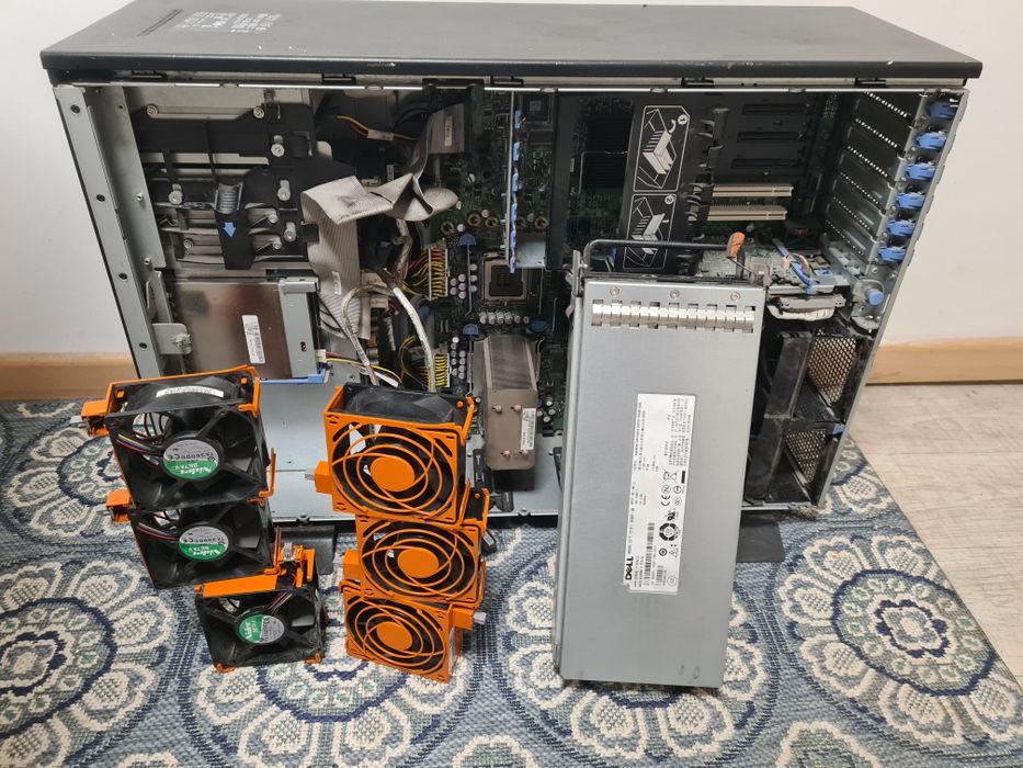 Сервер DELL 30кг poweredge 2900