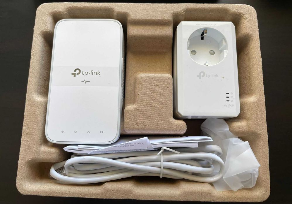 TP Link Powerline Wi-Fi Extender AV1000 AC1200