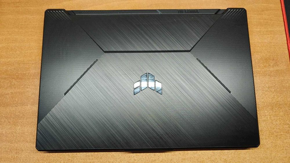 Asus TUF Gaming F17 FX706H i5 11400H / 32 GB / RTX 3050