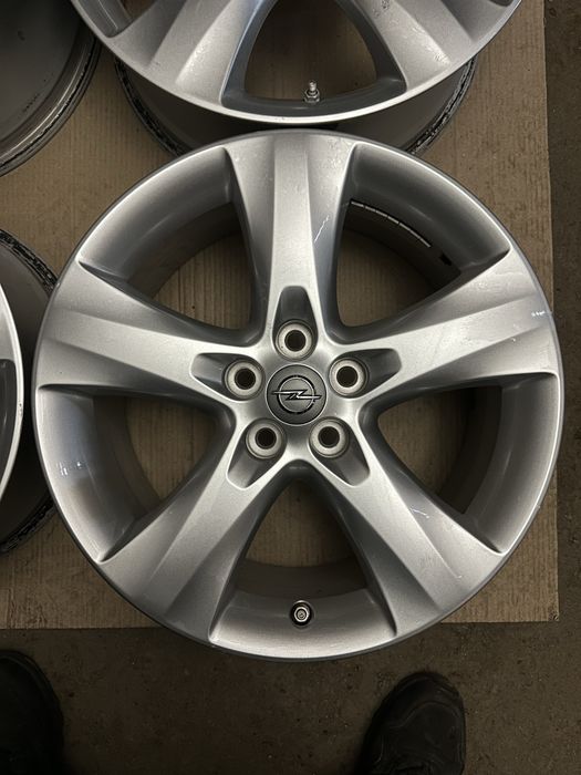 Диски R17 5x105/7J/ET42 Opel/Chevrolet/Bucik/Germany/