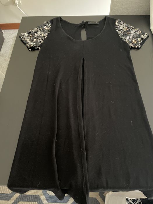 Vestido preto lantejoulas