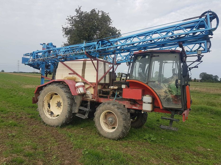 Opryskiwacz samojezdny  Zetor
