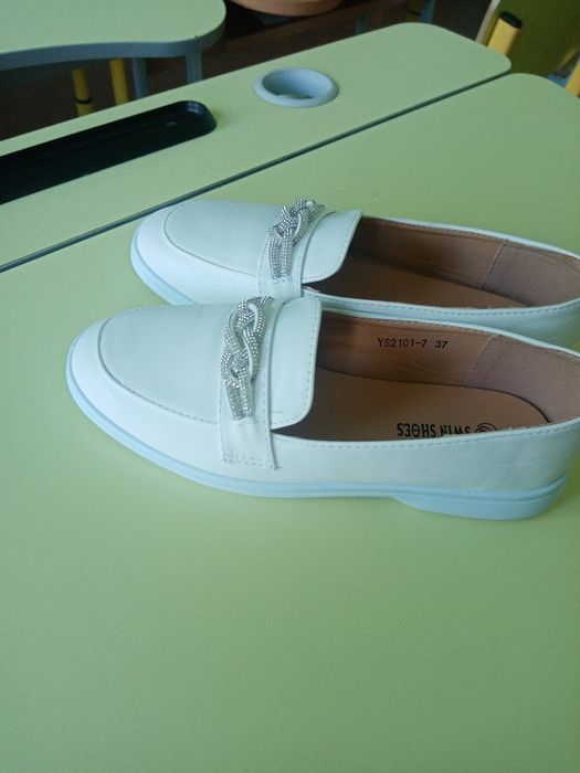 Балетки жіночі..