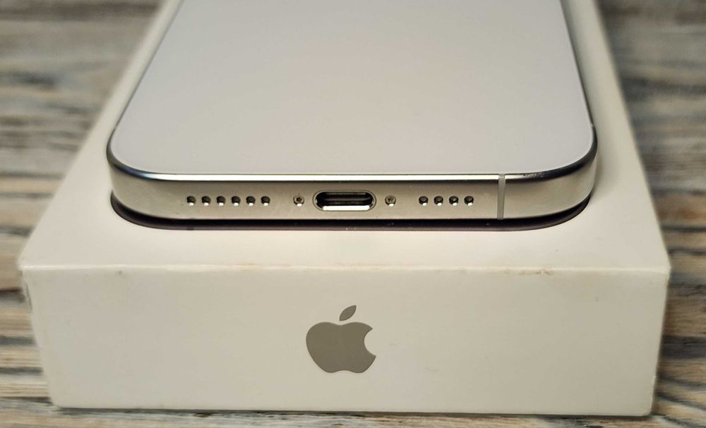 iPhone 16 Pro Max 512Gb Silver SIM | 1.099$ | Магазин Гарантия Emojie