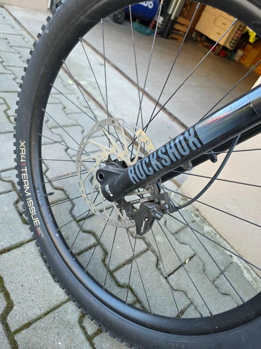 Rower elektryczny TREK Marlin 8+, stan idealny.