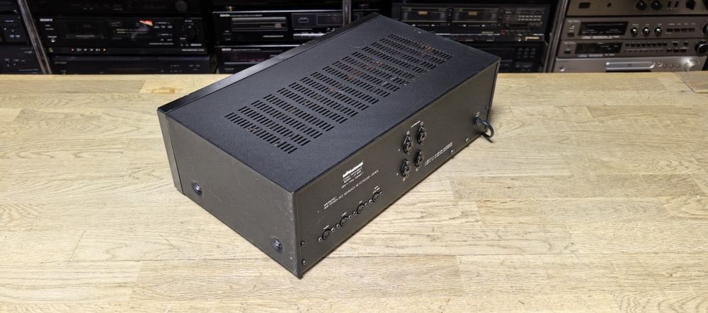 Підсилювач Ultrasound SV8000/4Ω