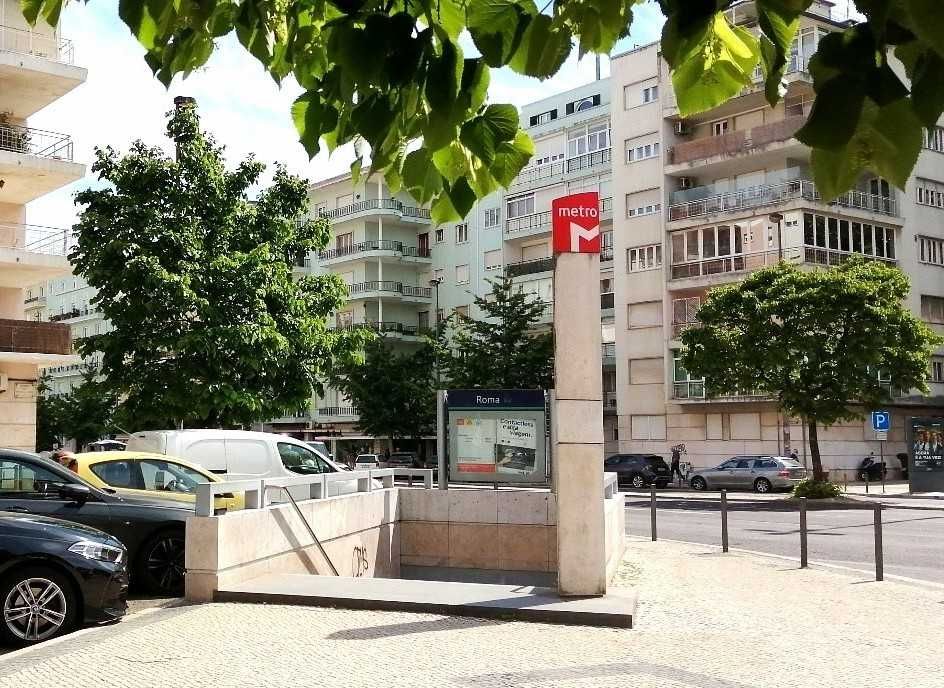 T1 mobilado com vista panorâmica e muita luz – Alvalade (Av. Roma)