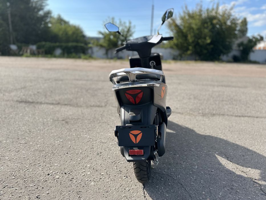 Електро Скутер YADEA gt20 на 2400Вт, Запас хода 60км