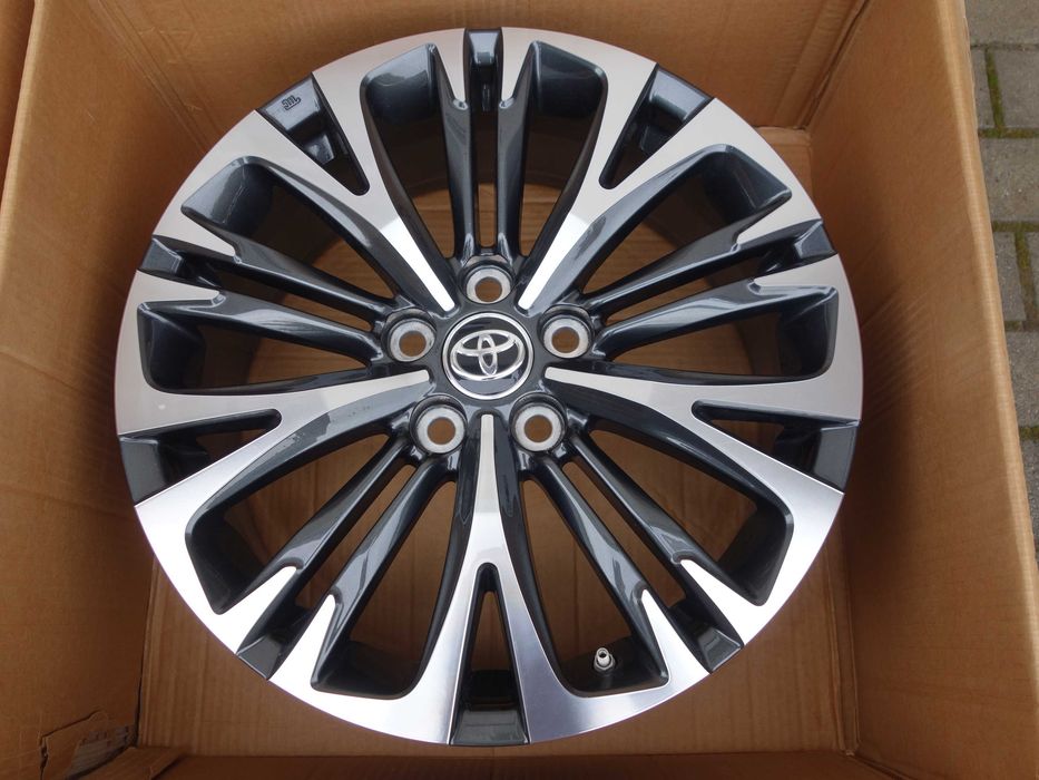 Felgi TOYOTA YARIS CROSS 18'' CHR COROLLA E21 RAV-4 Oryginalne czujnik