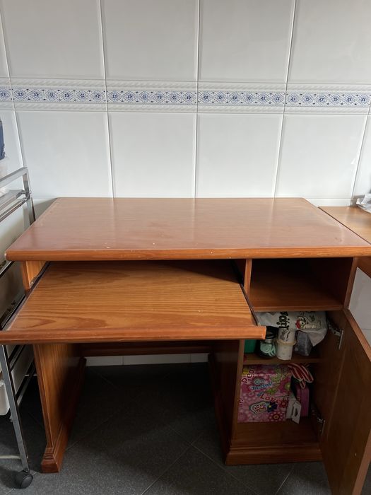 Secretaria de Madeira Pinho