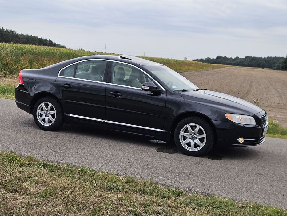 Volvo S80