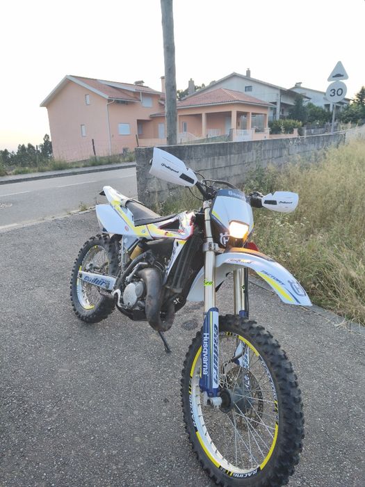 11kw Husqvarna wr 125cc matrículada