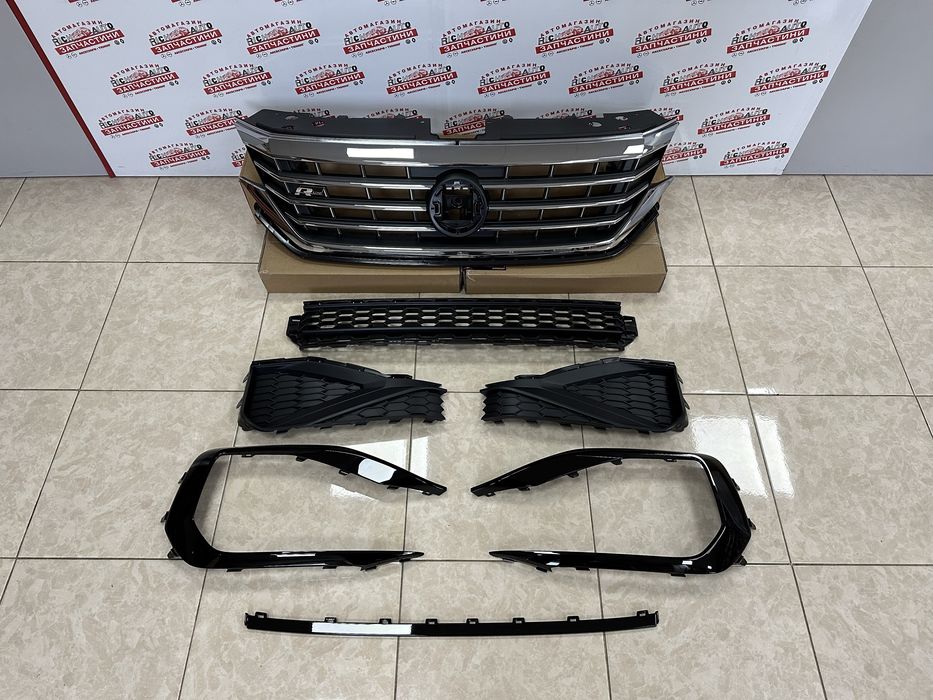 Молдинг решетка Passat USA