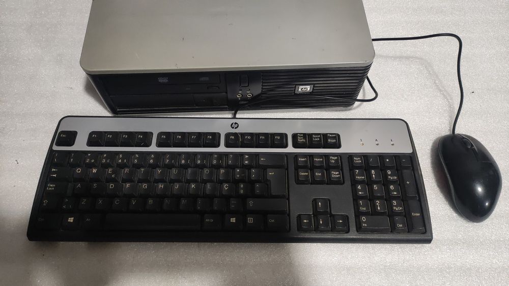 PC  HP Compaq DC7900 SFF  (Slim Desktop)+ Monitor HP 23"