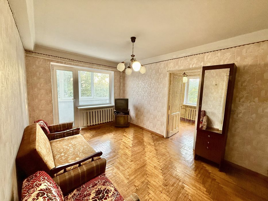 Продаж 2 кімнатної квартири вул. Патріотична