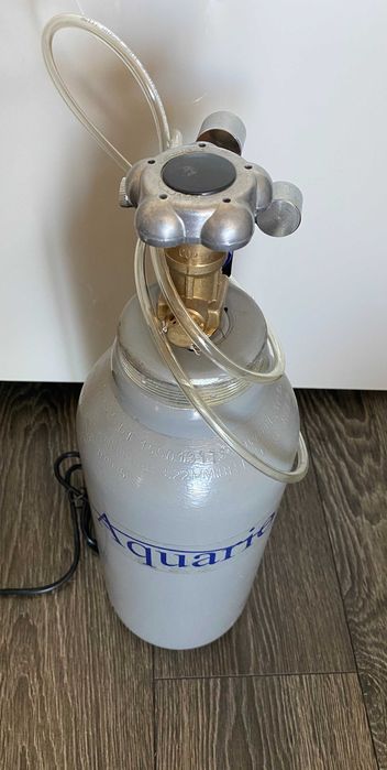 Aquário completo com acessórios