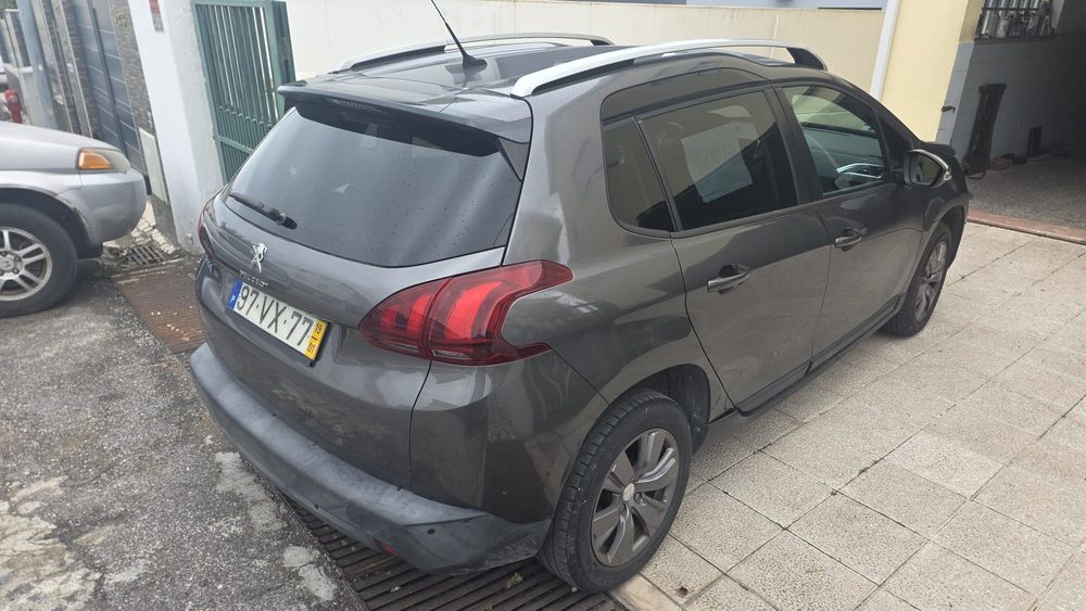 Peugeot 2008 1.2 gasolina