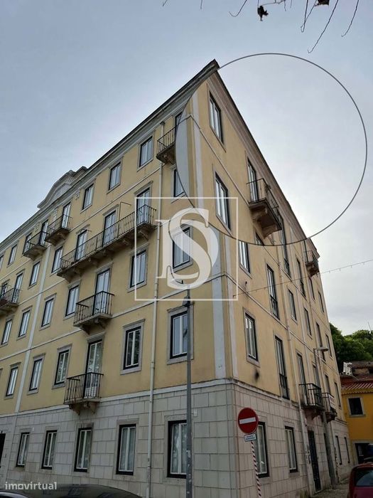 Arrendamento T3 centro histórico de Paço de Arcos perto da Praia dos P