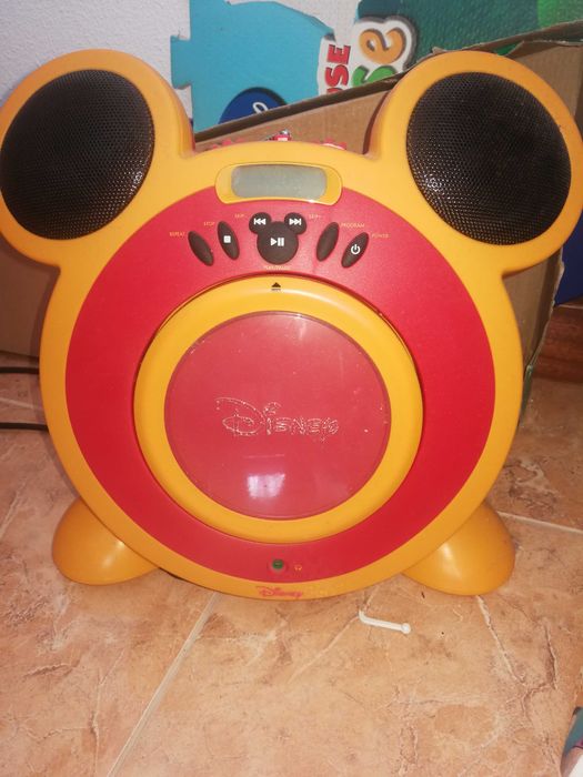 CD Player with Radio and Mickey Alarm Clock64171302362241120