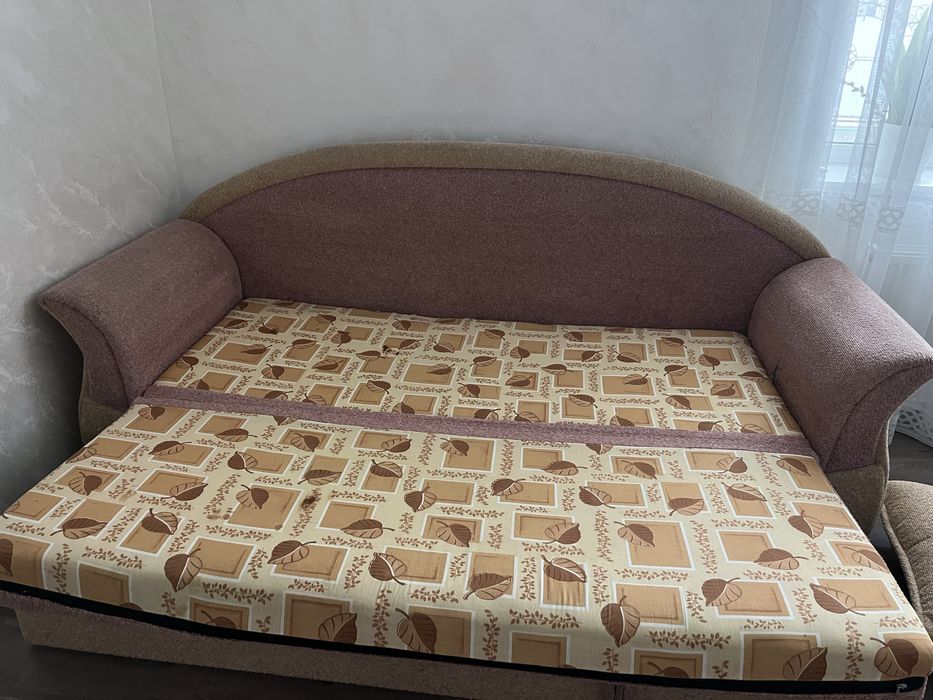 Диван умвітальню