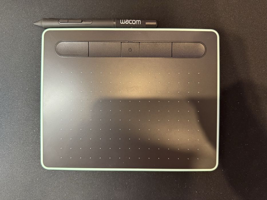 Wacom Intuos S Bluetooth — новий