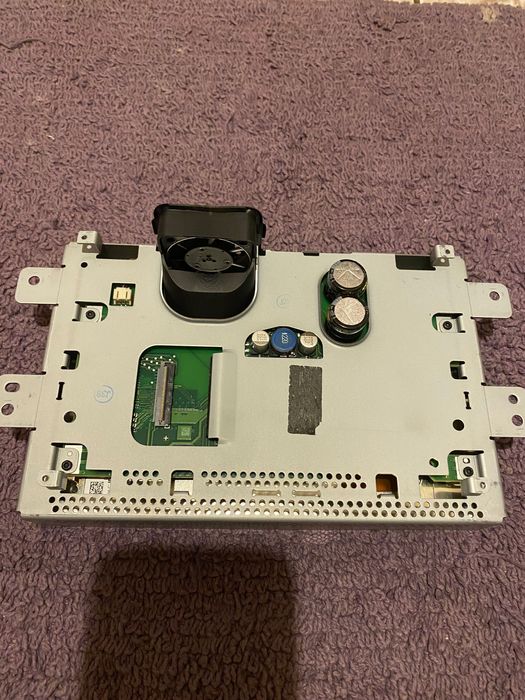 Монітор до Rang Rover