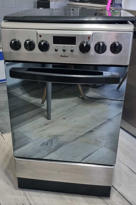 Kuchanka gazowa z piekarnikiem elektrycznym, termoobieg