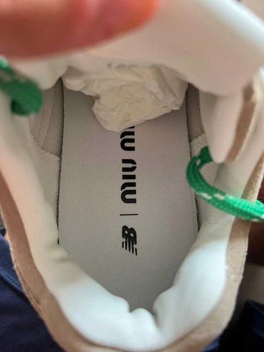 NewBalance_x_MIUMIU_Beżowy_Gum_Rozmiar 38