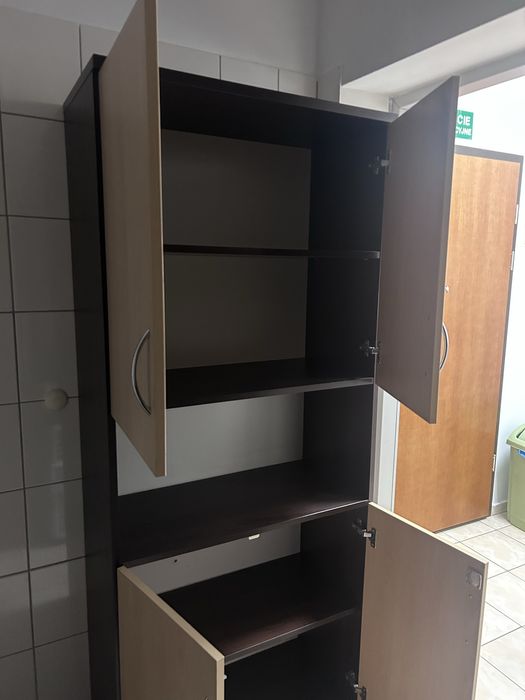 Wyprzedaż biura meble kosze szafki biurka monitory tablice