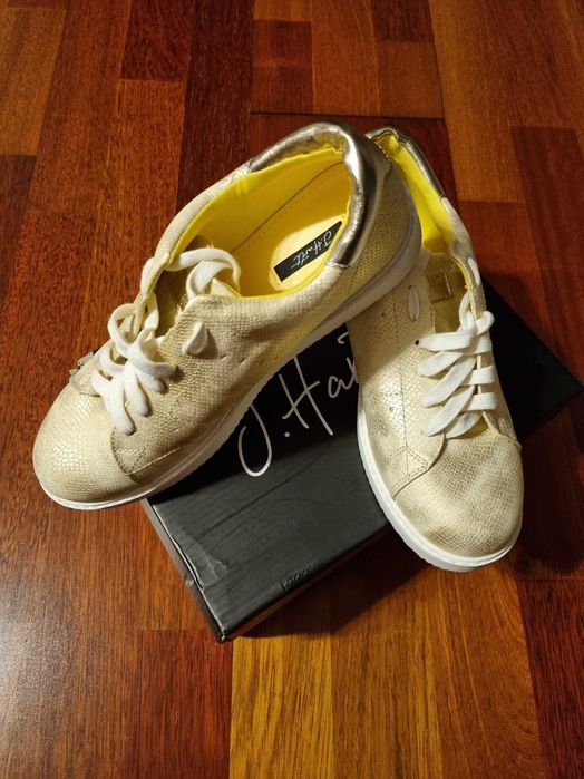Nowe sneakersy, lekkie rozmiar 38