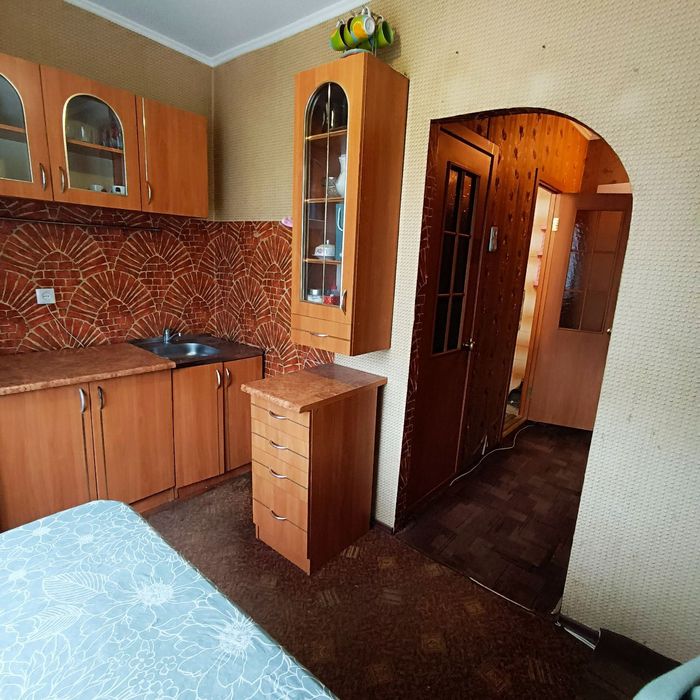 Продаж 1 к кв на Харківській
