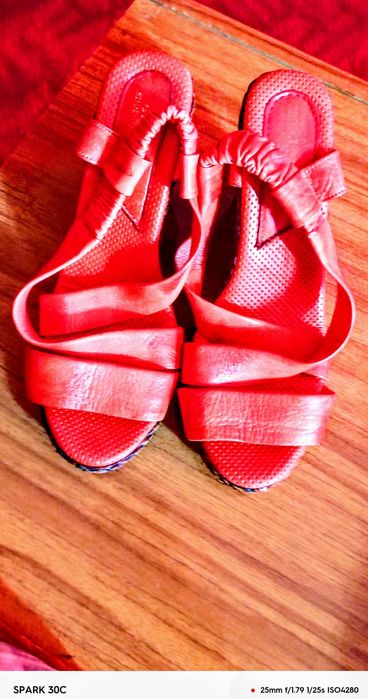 Босоножки натуральная кожа