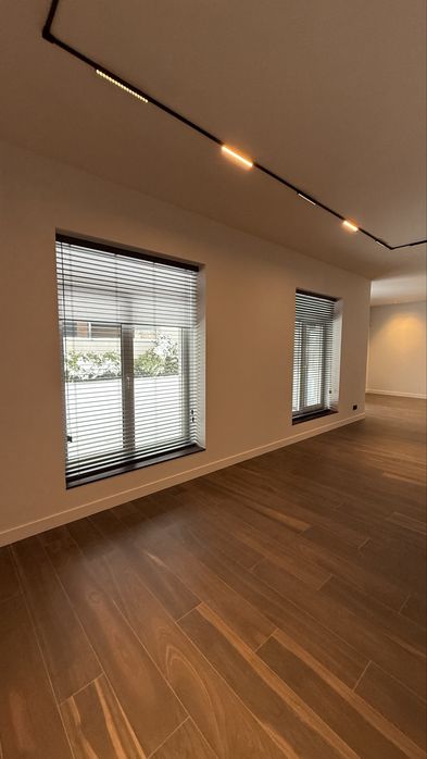 Одноповерховий будинок 175 м², 10 соток, комбіноване опалення. Ліс