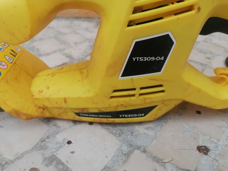 Corta Sebes eléctrico