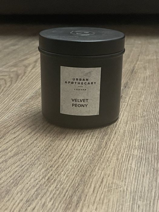 Свічка Urban Apothecary - Velvet Peony
