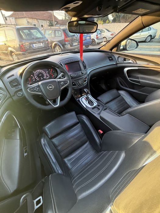 Opel Insignia Sports Tourer 2.8 V6 Turbo OPC 4x4 325CV — photo 4