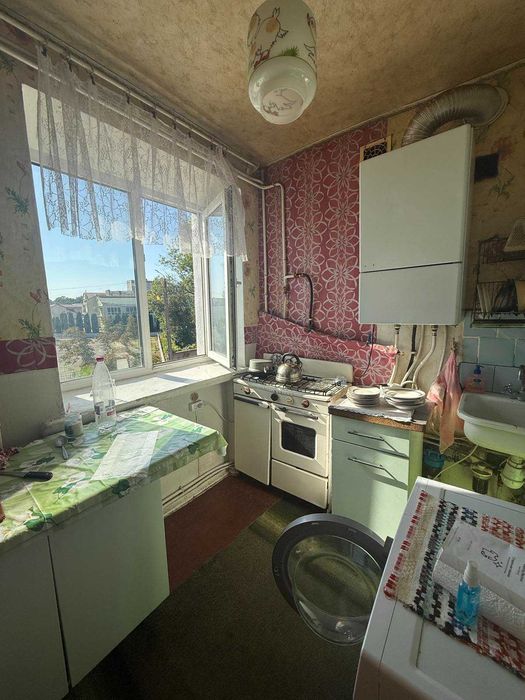 Продаж 3к квартири 52 кв. м на вул. В. Комарова, м. Бар