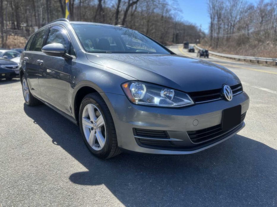 Volkswagen Golf      2015