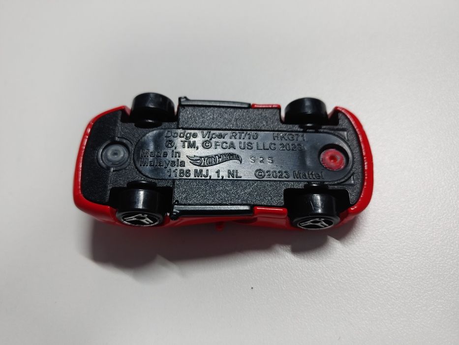 Hot wheels '92 Dodge Viper RT/10