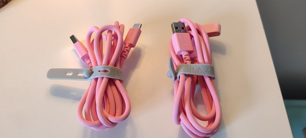 Cabos Razer Rosa NOVOS