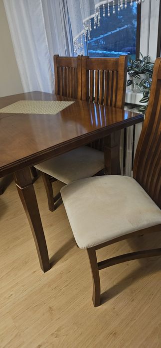 Stół z krzesłami Kent