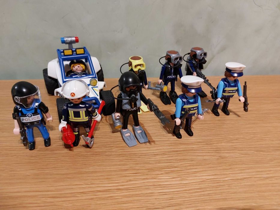 Figurki play mobil policjanci