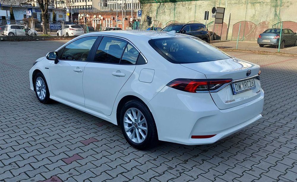 Toyota Corolla, Wynajem długoterminowy samochodów, wypożyczalnia aut