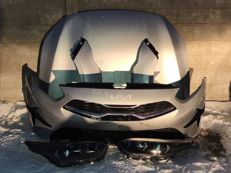 Kia cee'd III 3 18+ srebrny maska zderzak błotniki lampy