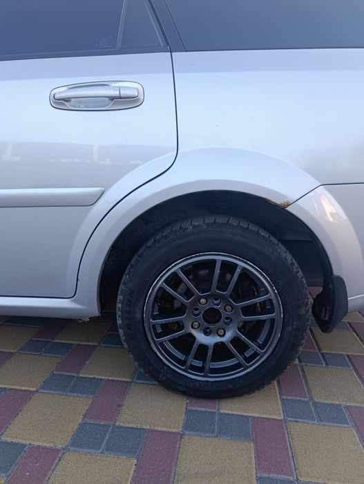 Chevrolet Lacheti 1.8 газ/бензин.